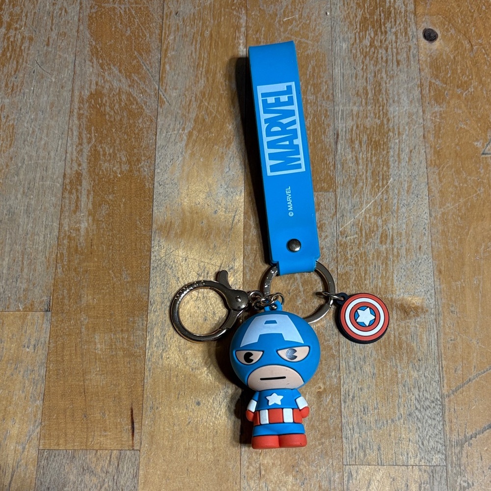 Marvel Captain America Keychain and Lanyard